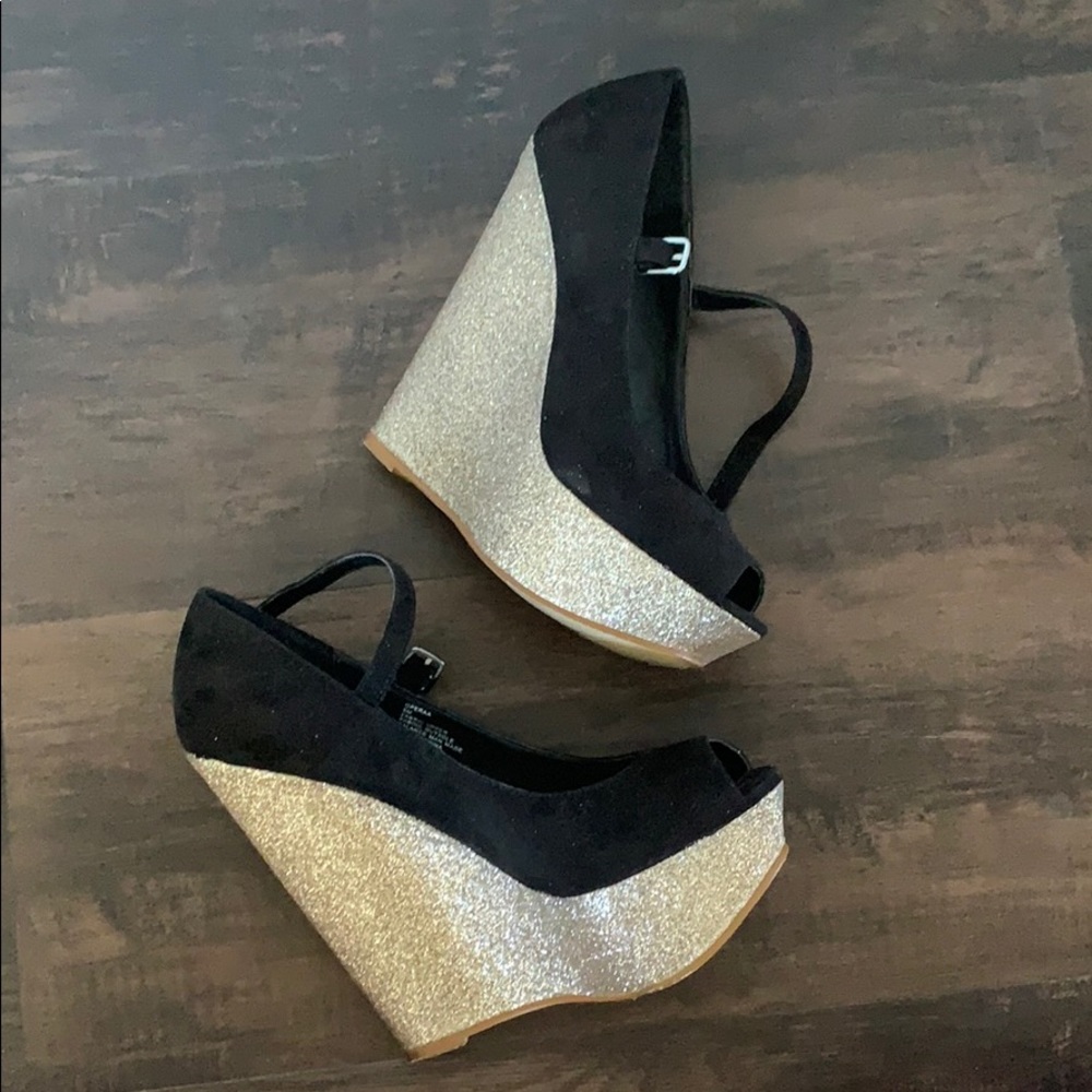 Steve Madden Operaa Wedge Glitter Heels